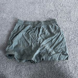 Women’s shorts